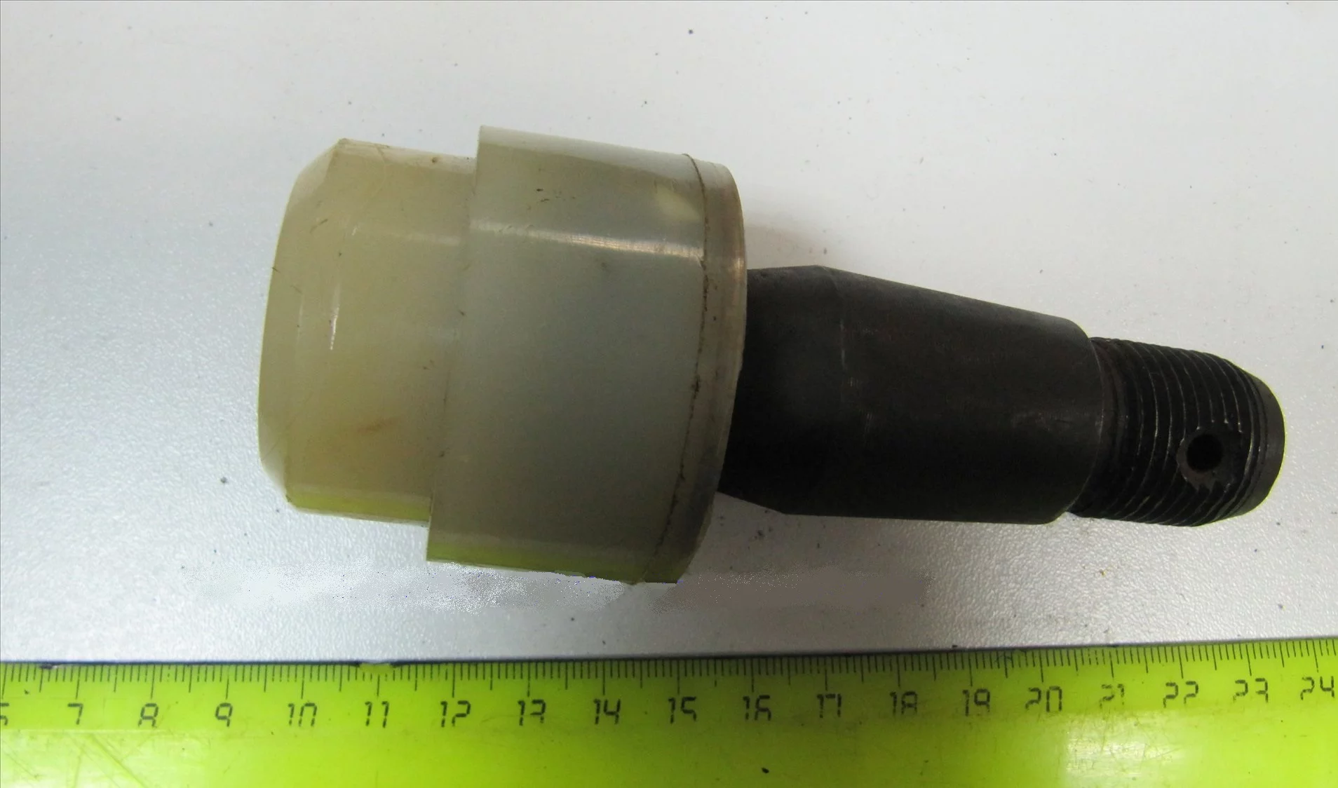 купить Палец рулевой (в ПОЛИУРИТАНЕ)