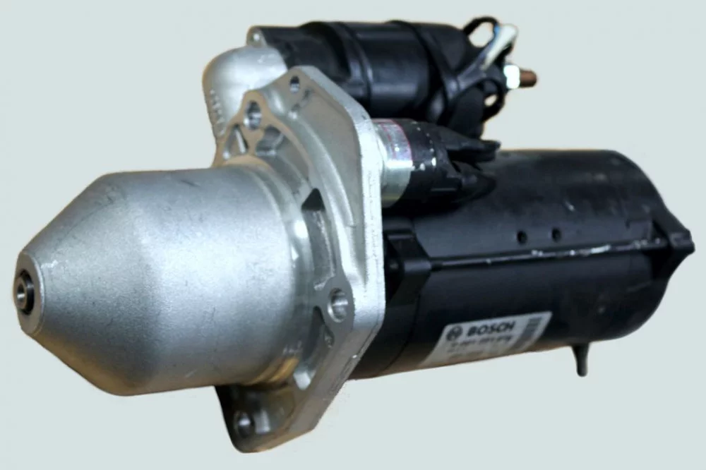 фото стартер, редукторный e-3 24v, 4kw (10з/d=40) (isbe150/250) 5259579/5265096 bosch 0 001 231 016 4892338 